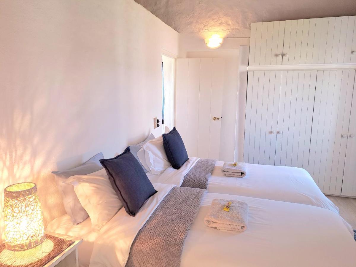 Zandtorini Seaside Cottage Struisbaai Exteriör bild